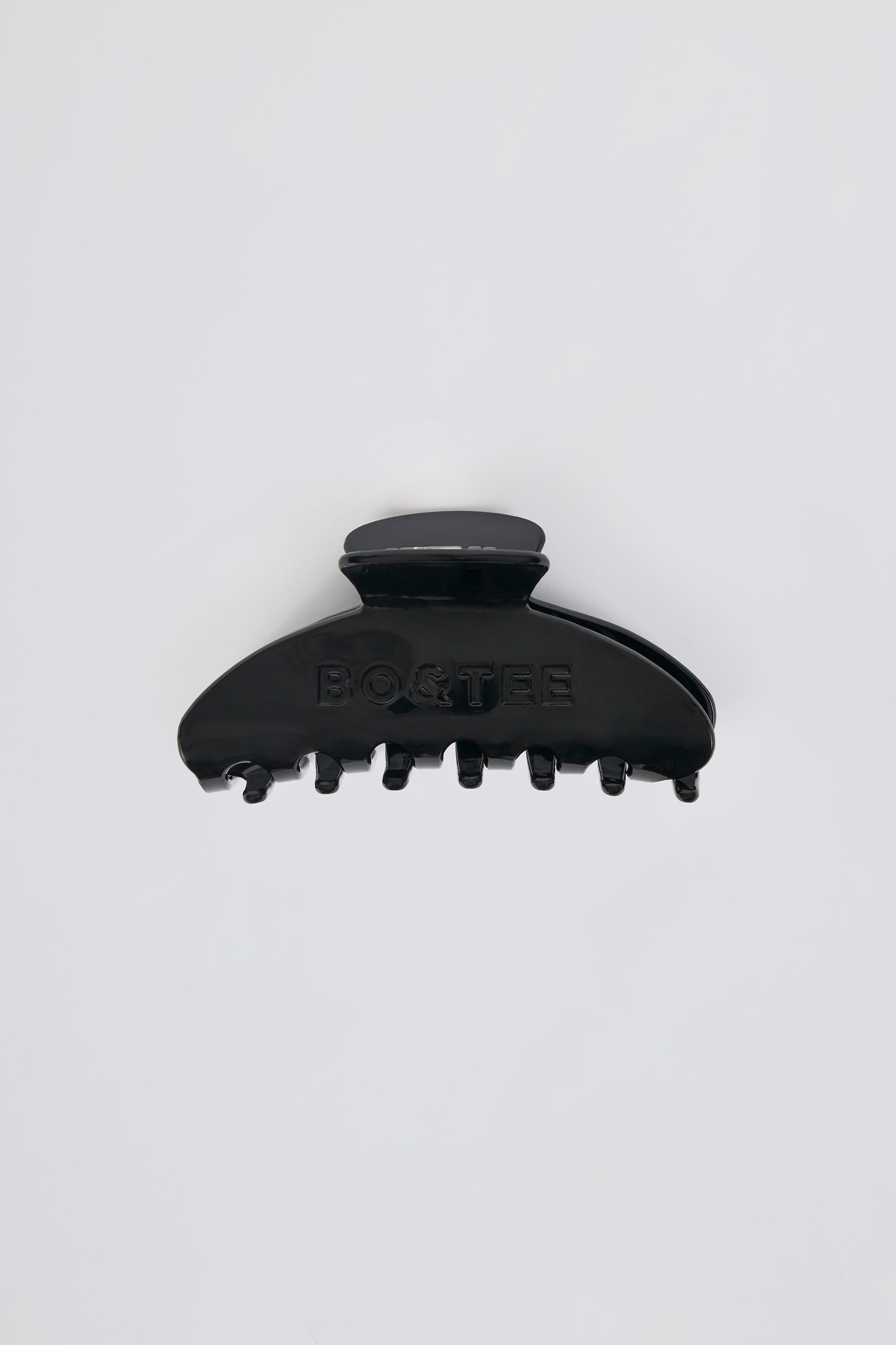 Medium Claw Clip in Black Product Image