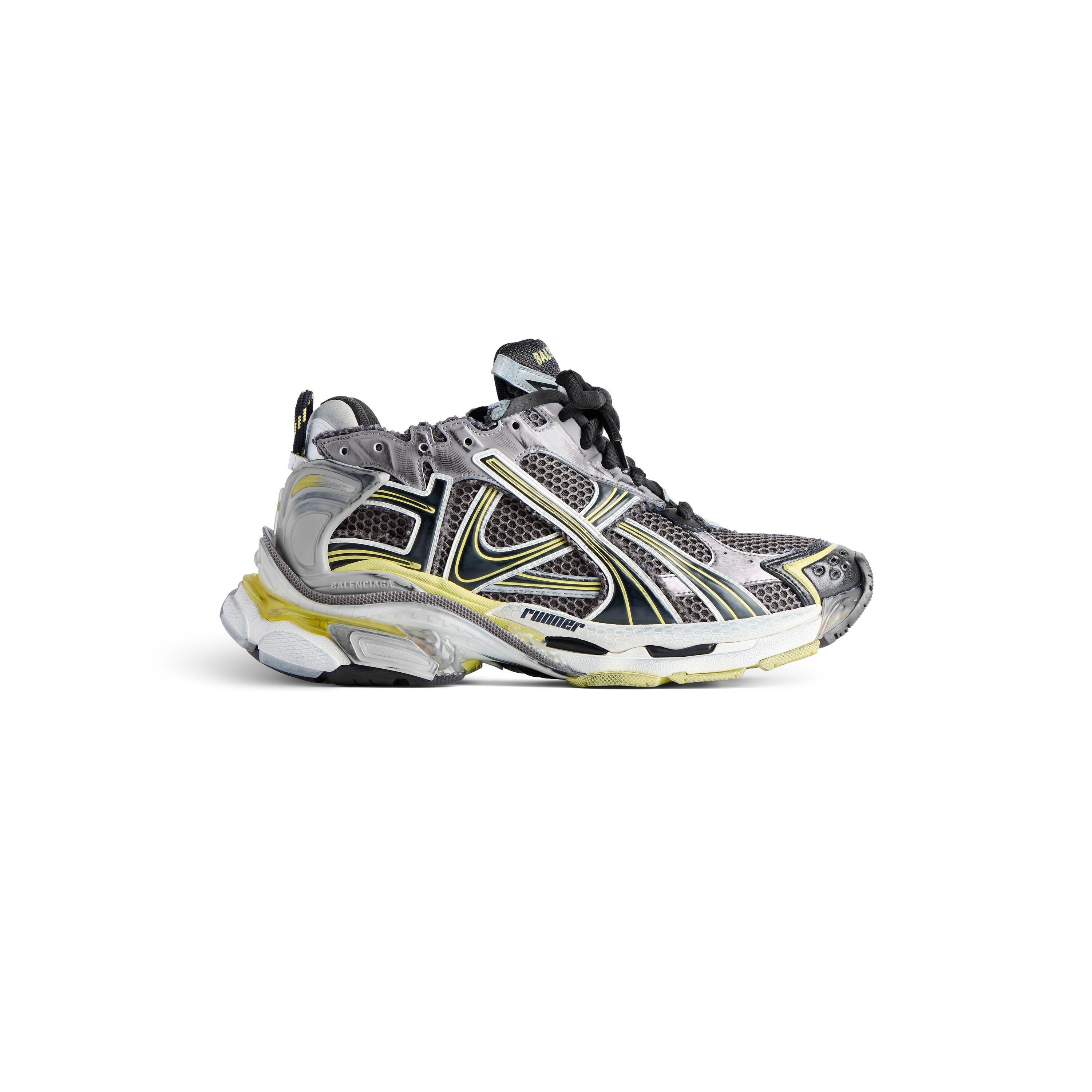 Men's Runner Sneaker  in Grey/yellow/white Product Image