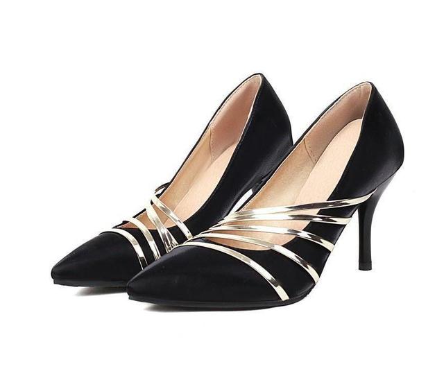 High-Heel Pointed Pumps Product Image