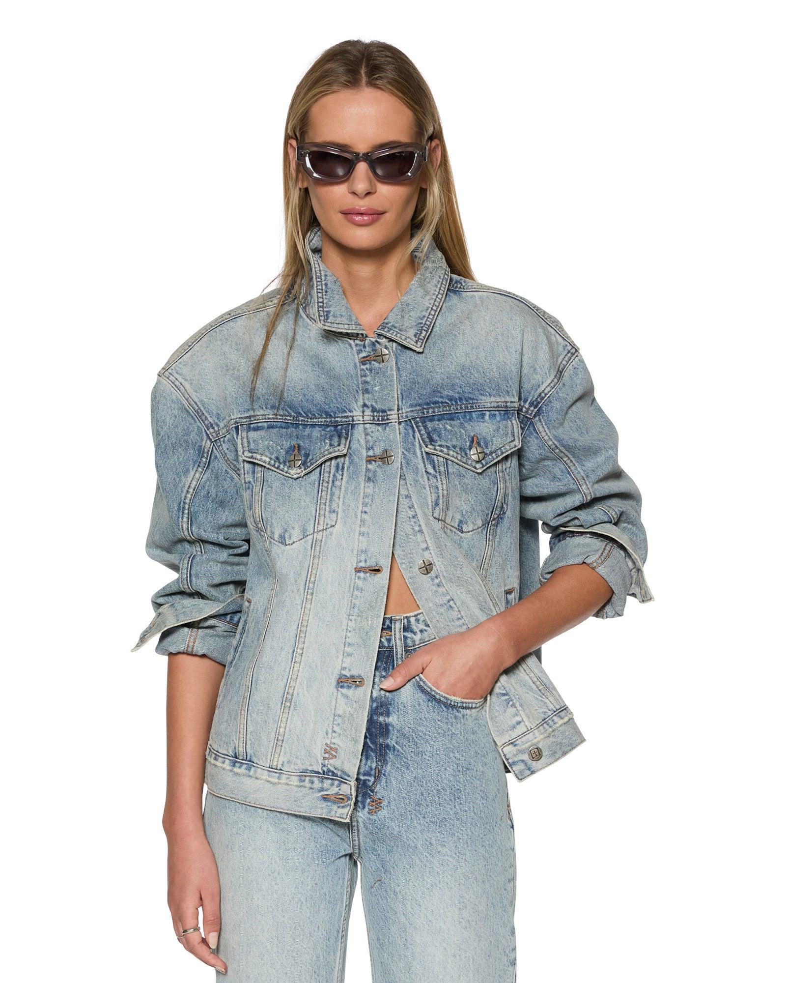 OVERSIZED JACKET KARMA Female Product Image