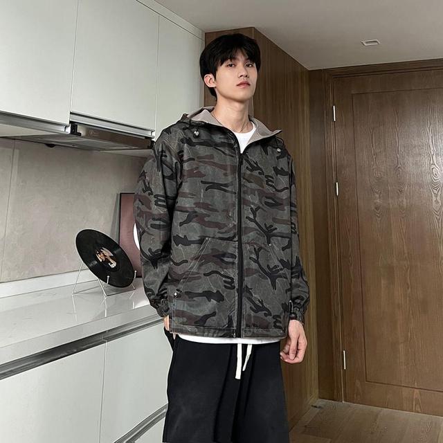 Hooded Camo Zip Up Jacket Product Image