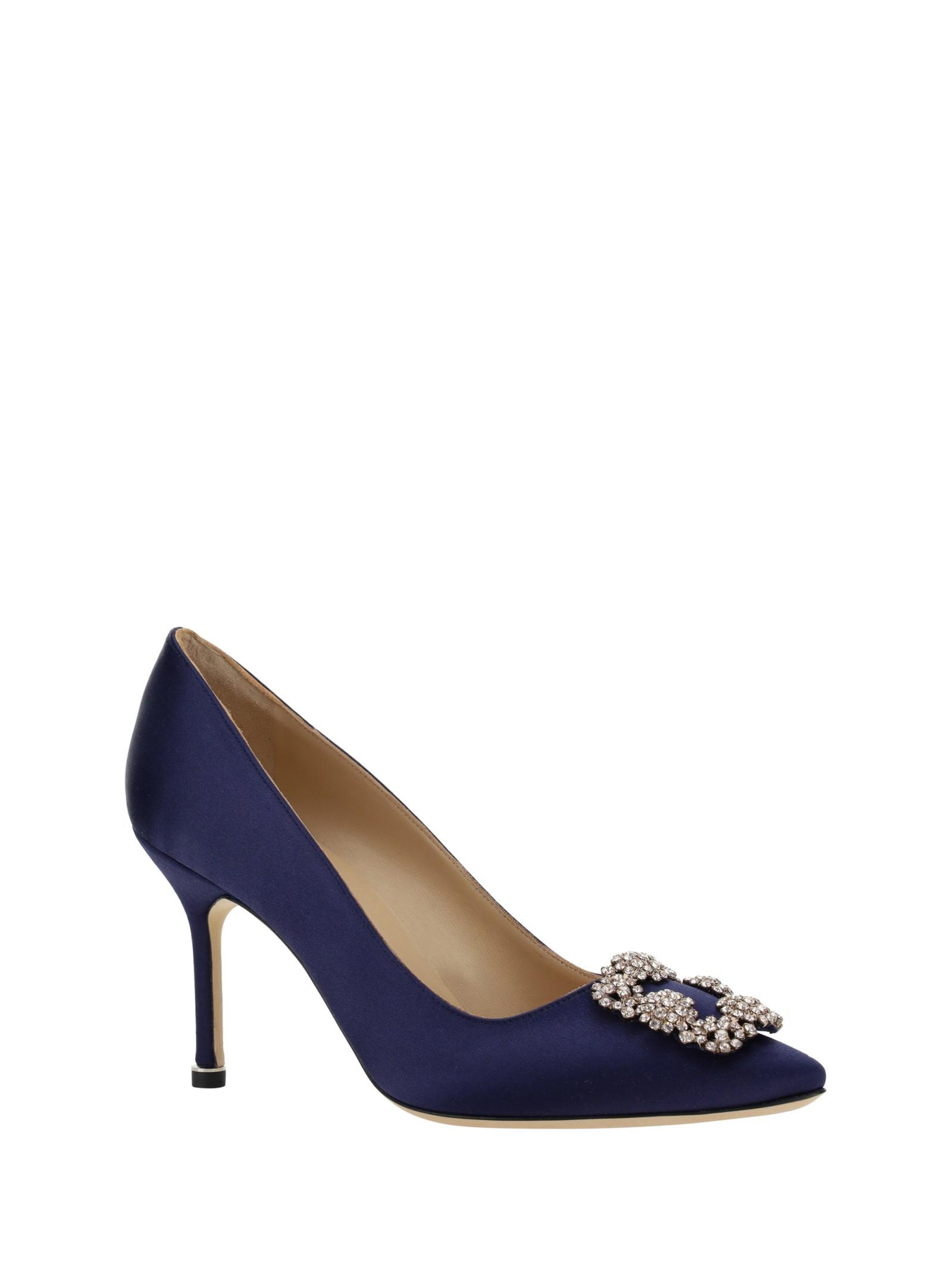 Hangisi Pumps In Navy Product Image