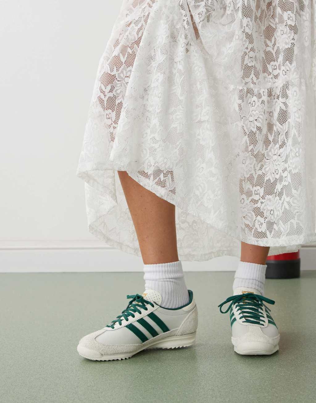 adidas Originals SL 72 OG sneakers in white and green Product Image