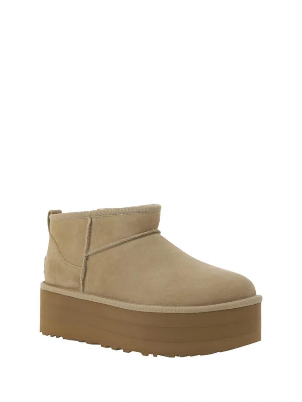 Ultra Mini Classic Boots With Plateau In Sand Product Image