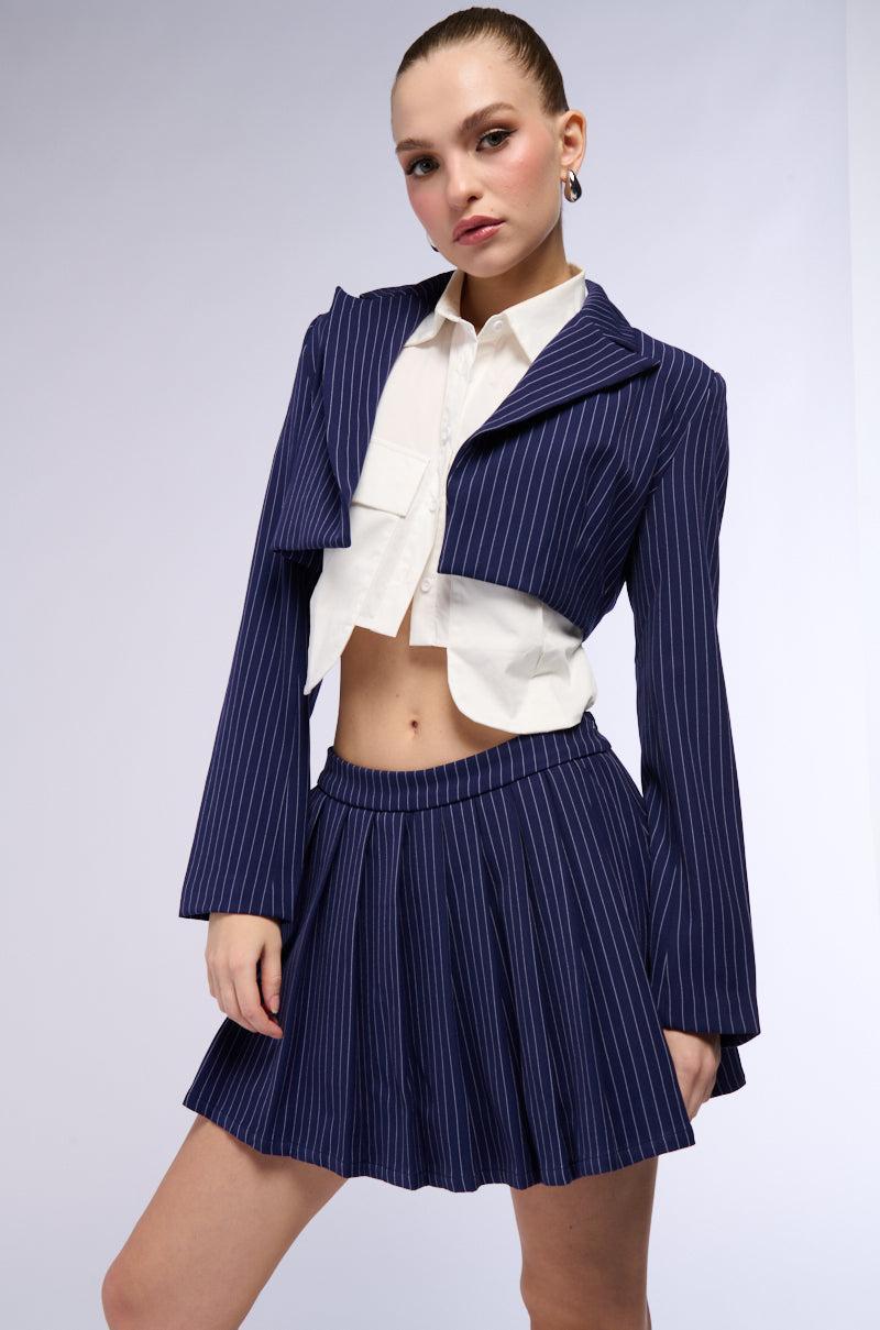 WHATS THE TEA PINSTRIPE CROP BLAZER IN NAVY Product Image