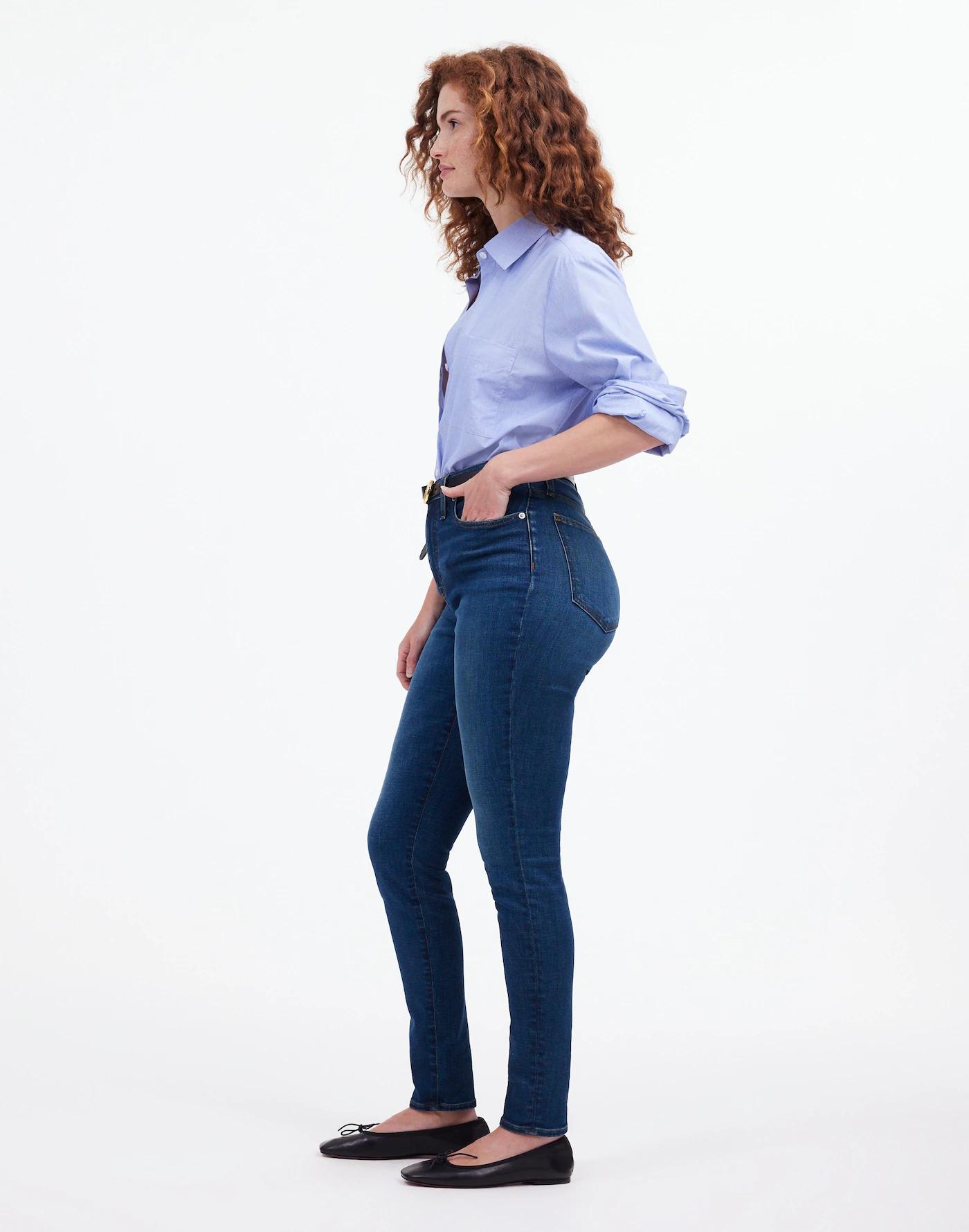 Curvy 10" High-Rise Skinny Jeans in Alabara Wash Product Image