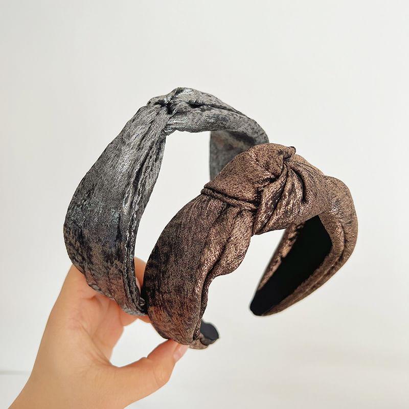 Knot Fabric Headband Product Image