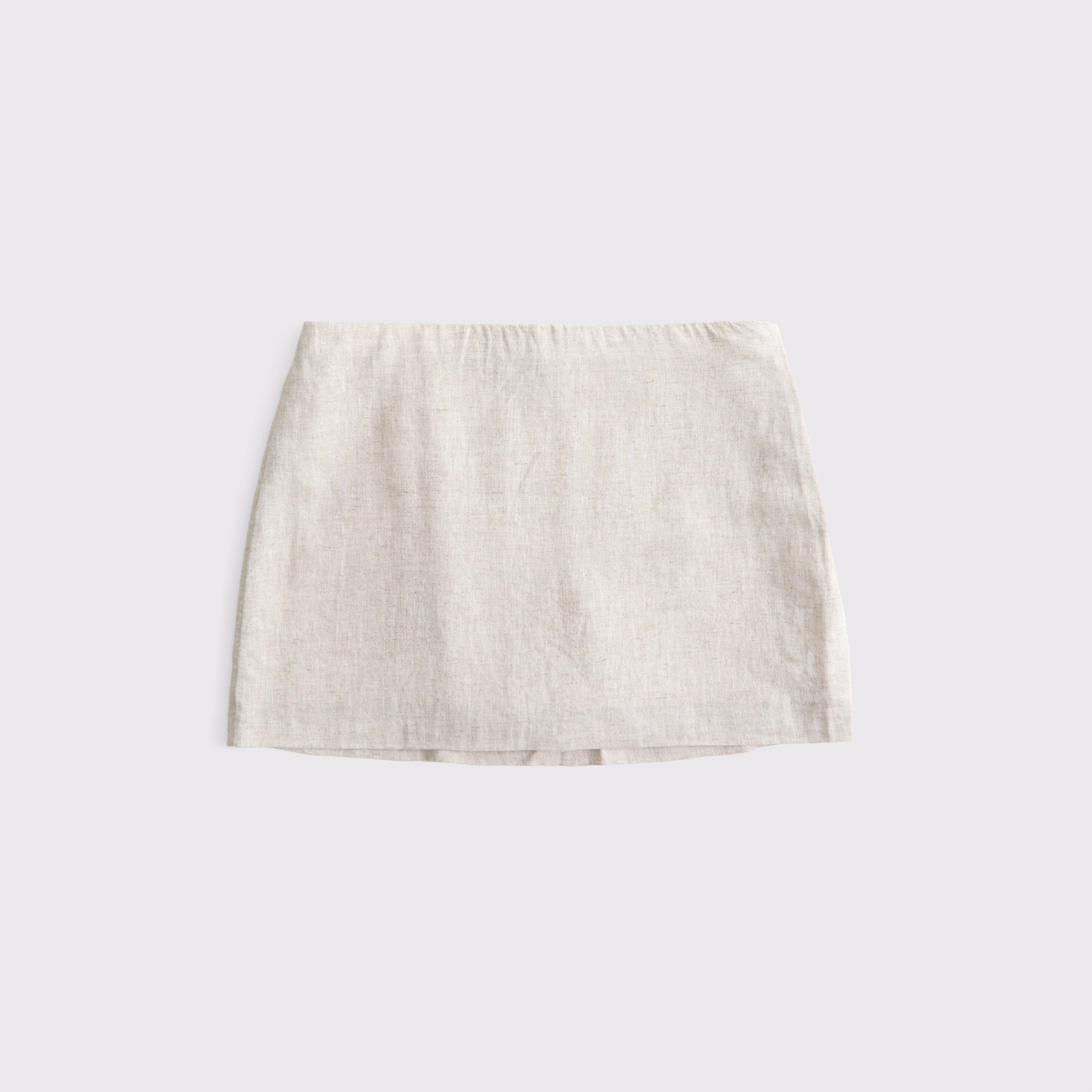 The A&F Scarlett Mid Rise Linen-Blend Mini Skort Product Image