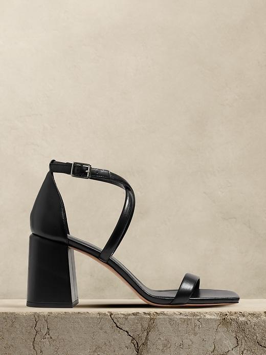 Contorno Leather Block-Heel Sandal Product Image