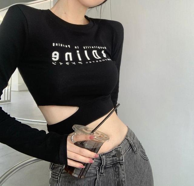 Long Sleeve Round Neck Lettering Print Cutout Crop T-Shirt Product Image