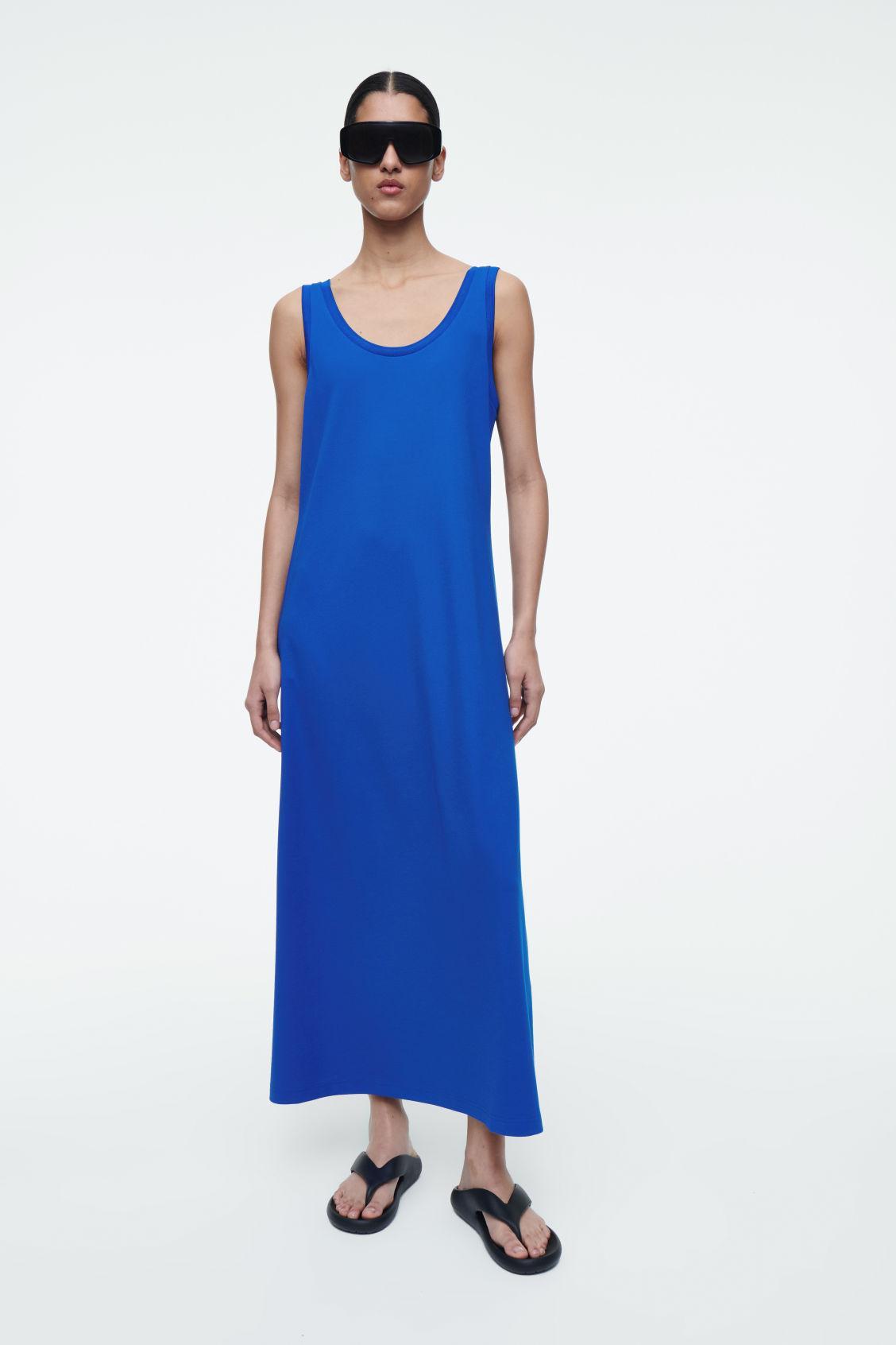 SCOOP-NECK JERSEY MIDI DRESS Product Image