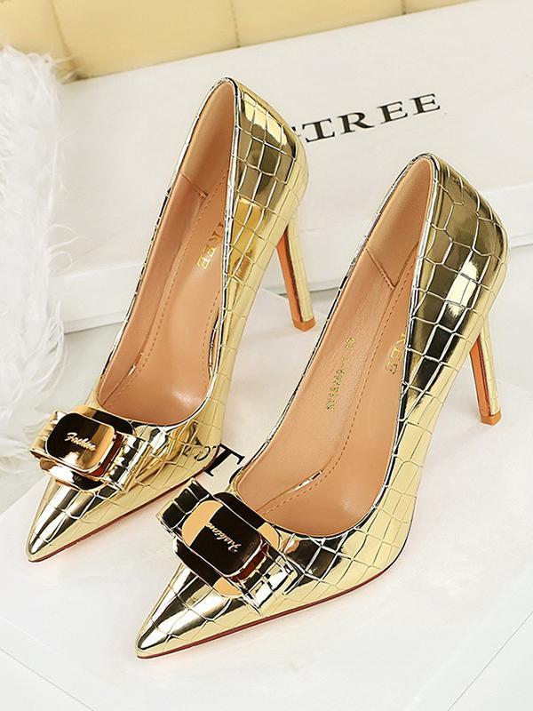 Belt Buckle Pointed-Toe Shiny Split-Joint Pumps product image