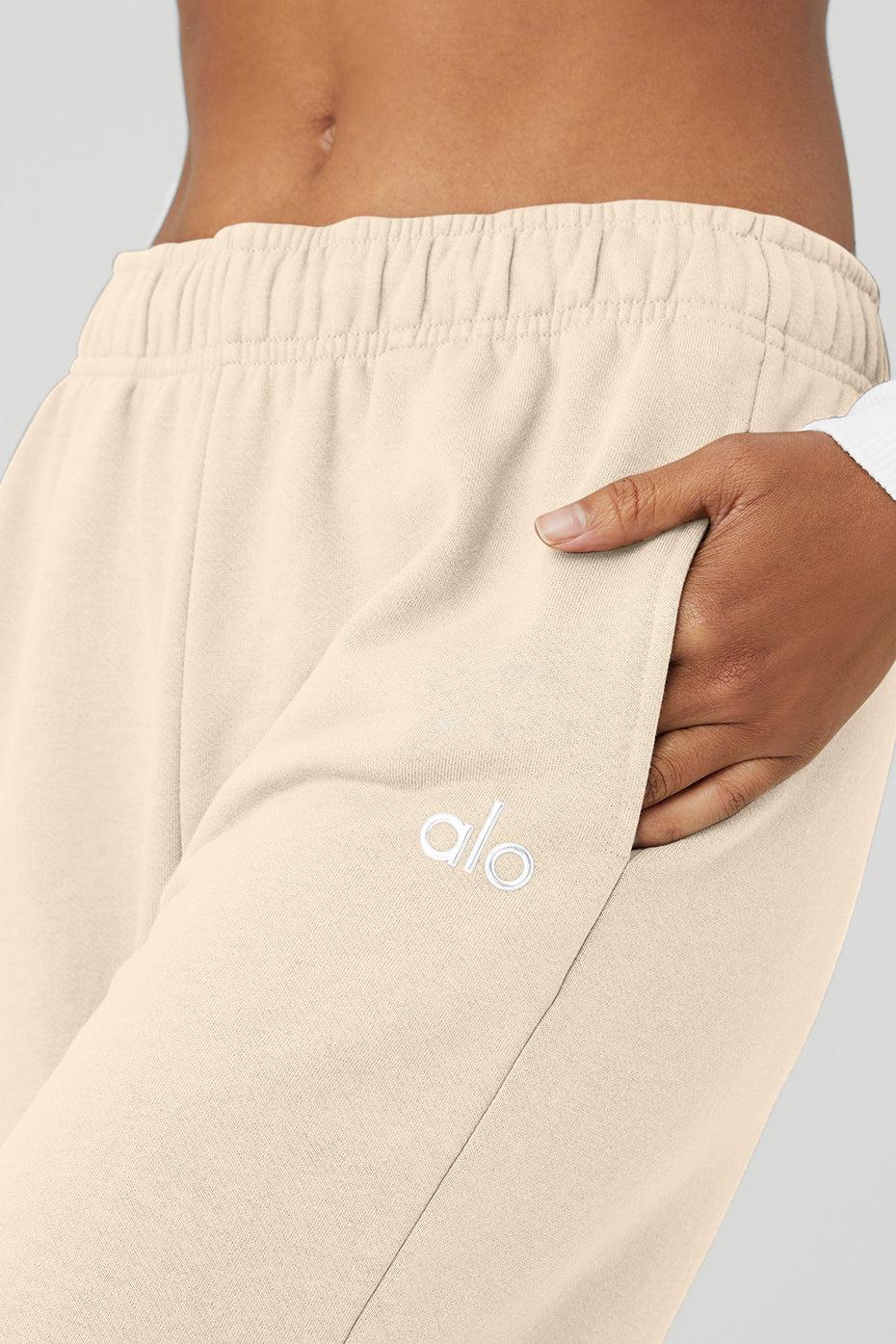 Accolade Sweatpant - Macadamia Male Product Image