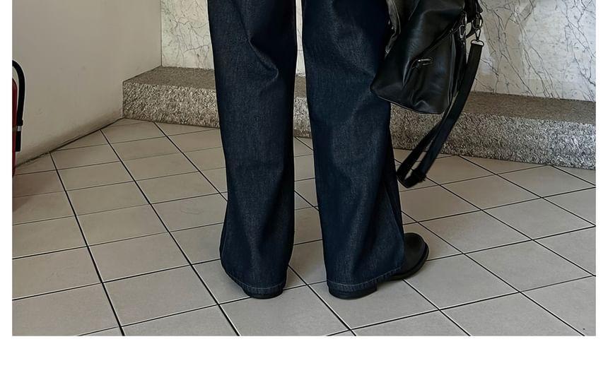 Mid Rise Straight Leg Jeans Product Image