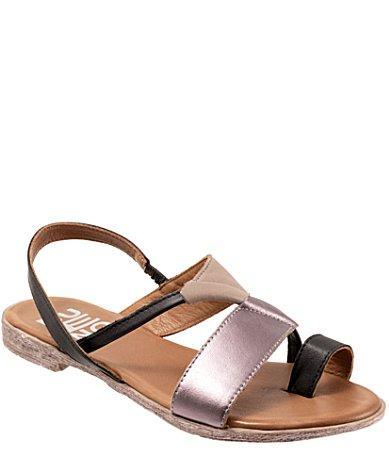 Bueno Yuki Toe Loop Sandal Product Image