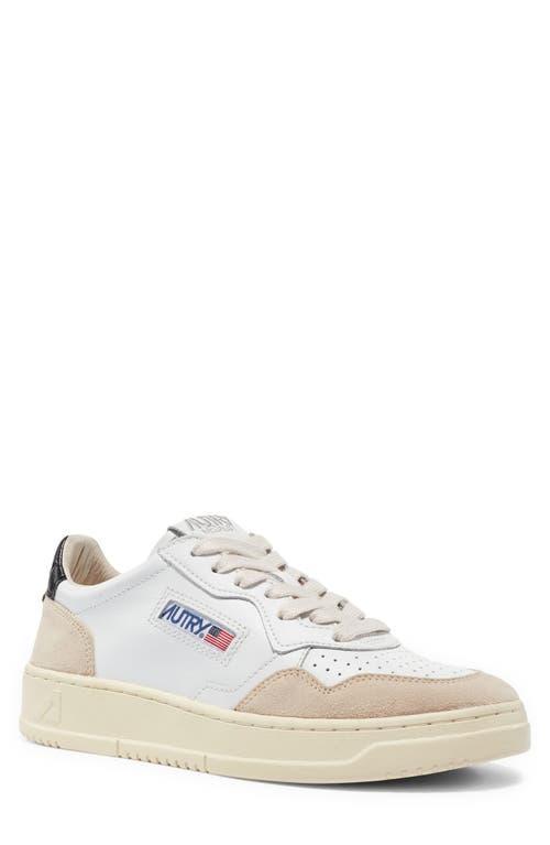 AUTRY Medalist Low Sneaker Product Image