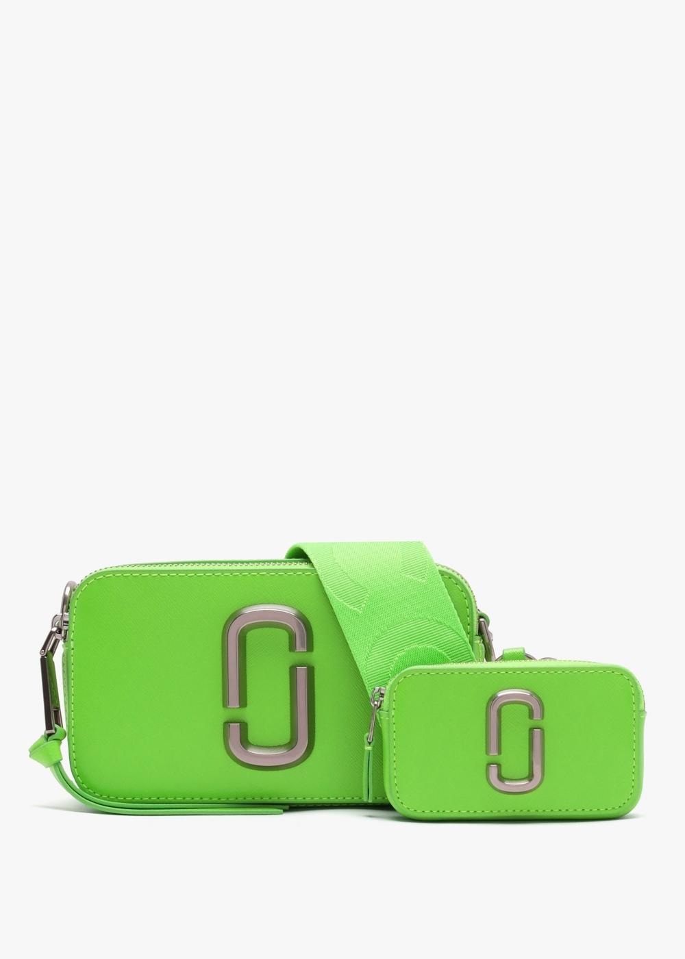 MARC JACOBS The Utility Snapshot Apple Leather Camera Bag In Green Leather Product Image