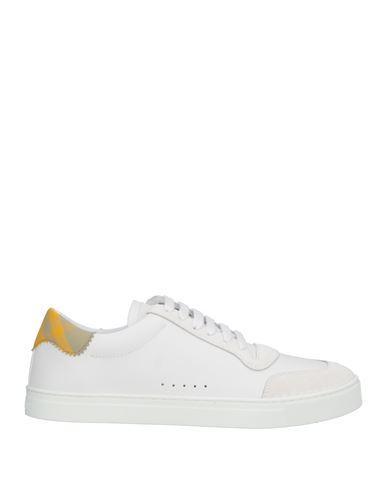 BURBERRY Man Sneakers White Size 9 Leather Product Image