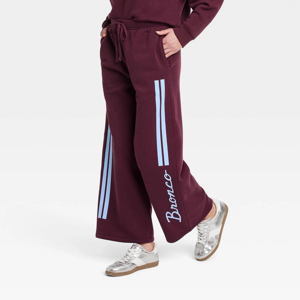 Womens 1966 Bronco Graphic Pants - Mauve Product Image