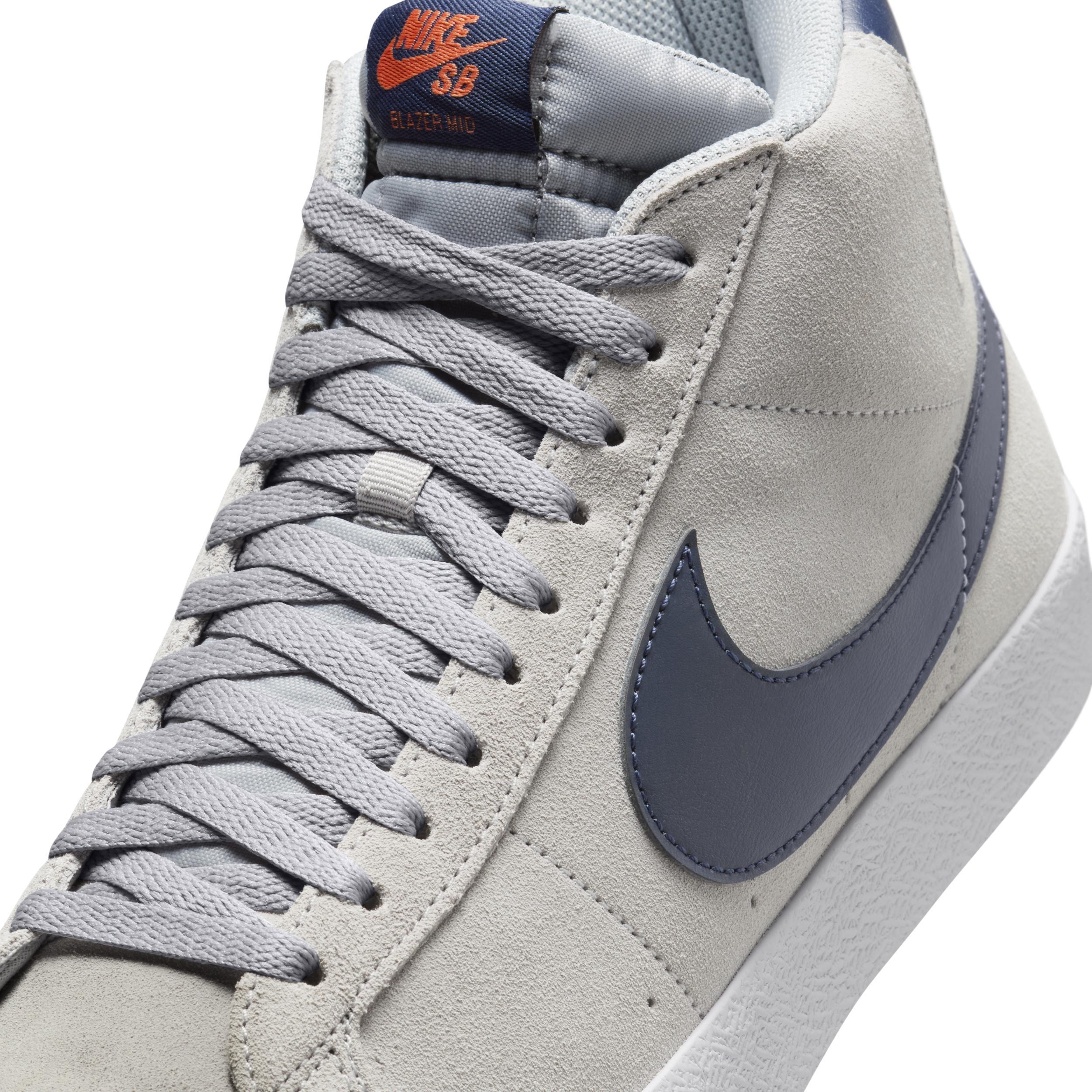 Unisex Nike SB Zoom Blazer Mid Skate Shoes Product Image