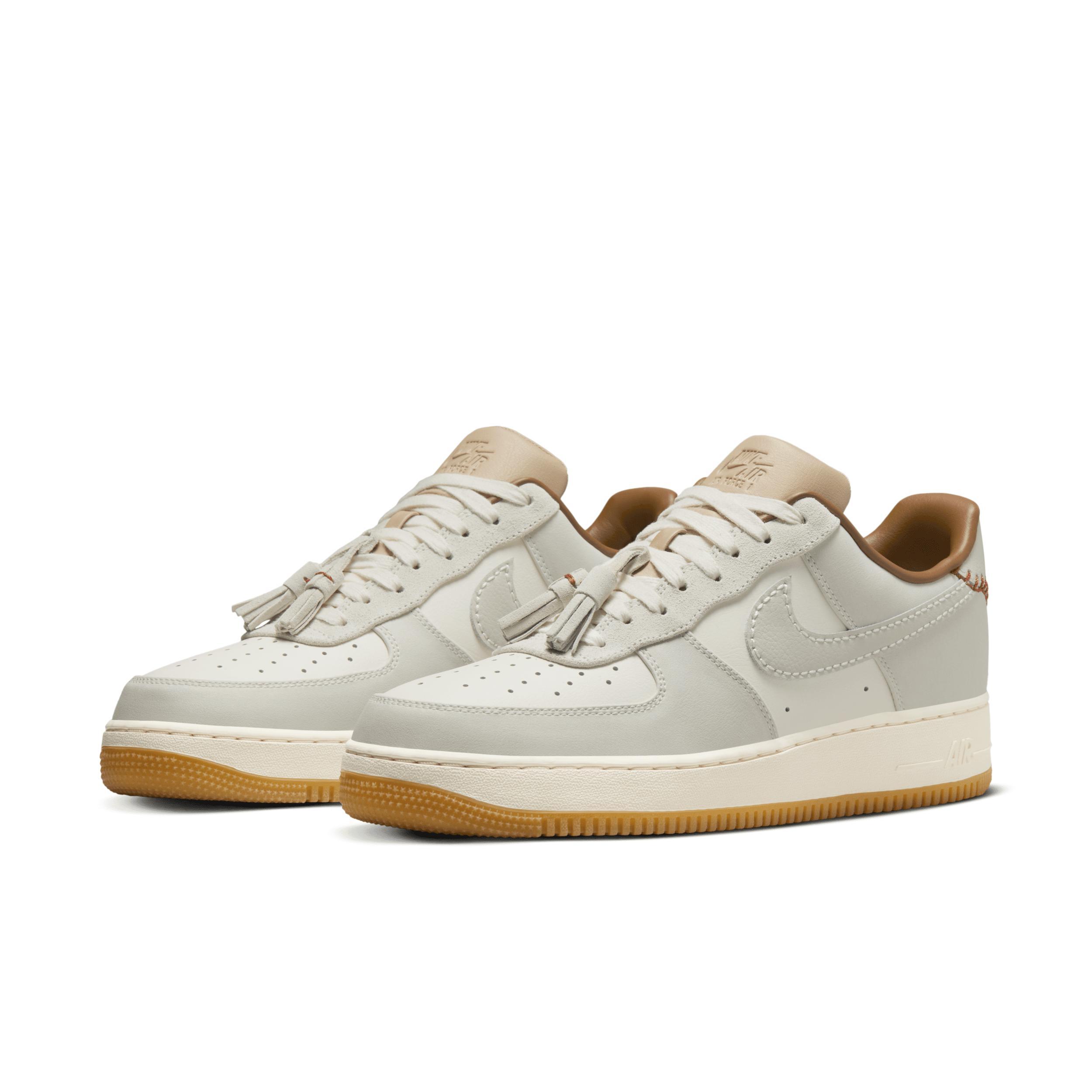 Nike Men's Air Force 1 '07 Shoes Product Image