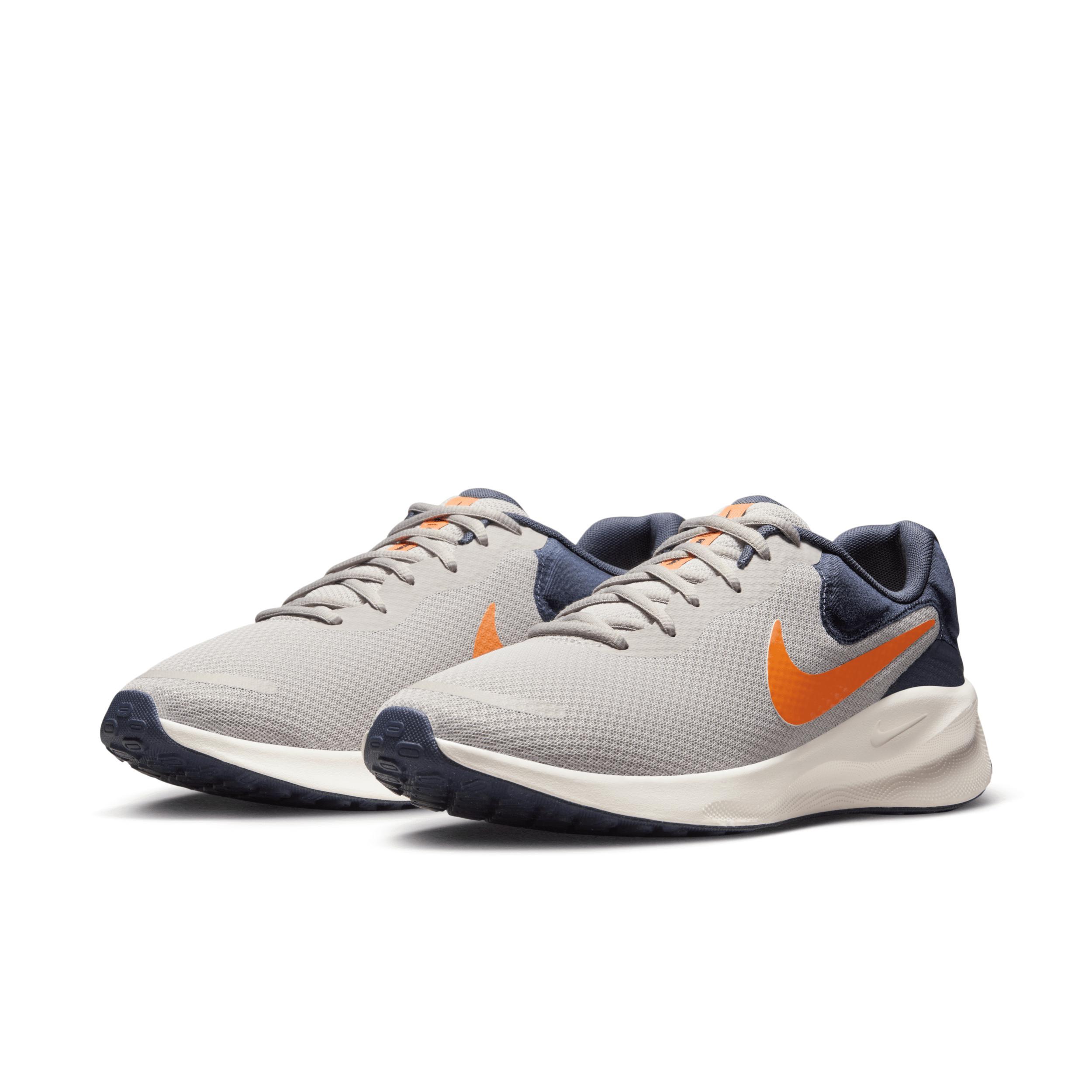 Nike Men's Revolution 7 Road Running Shoes Product Image