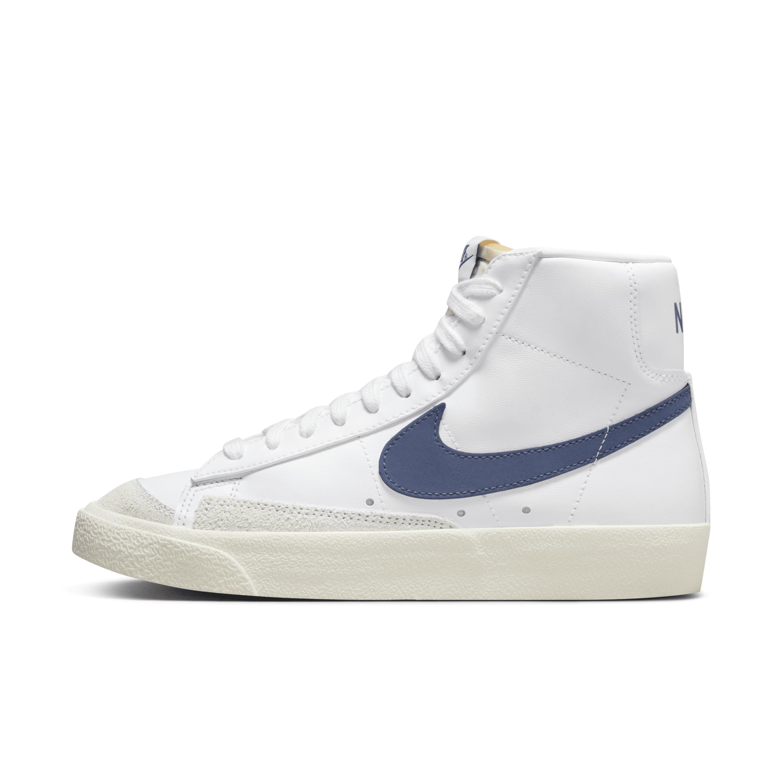 Nike Blazer Mid 77 sneakers Product Image