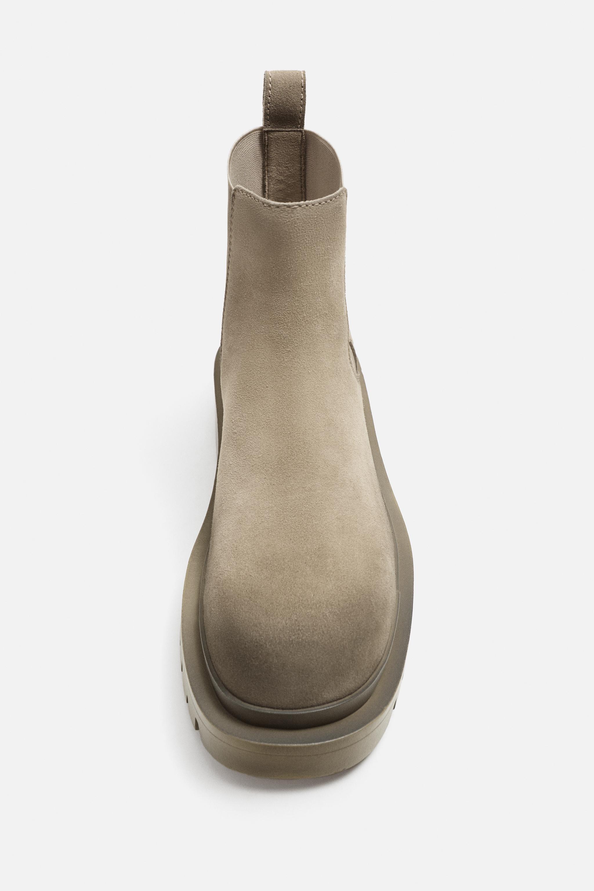 CHUNKY LEATHER CHELSEA BOOTS Product Image