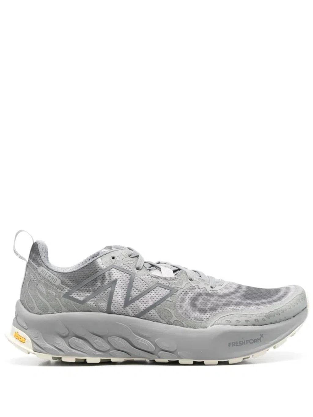 NEW BALANCE Uhieraa In Grey Product Image