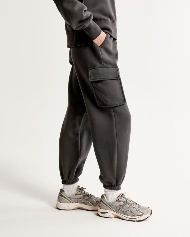 Essential Oversized Cargo Sunday Sweatpant Product Image