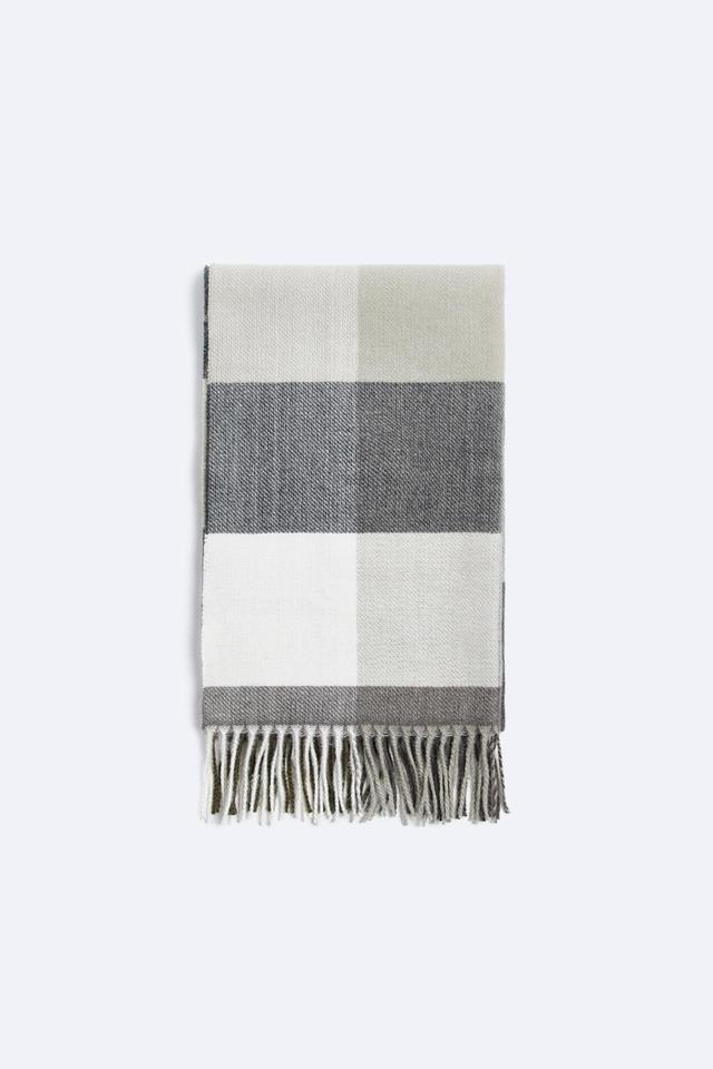 PLAID SCARF Product Image