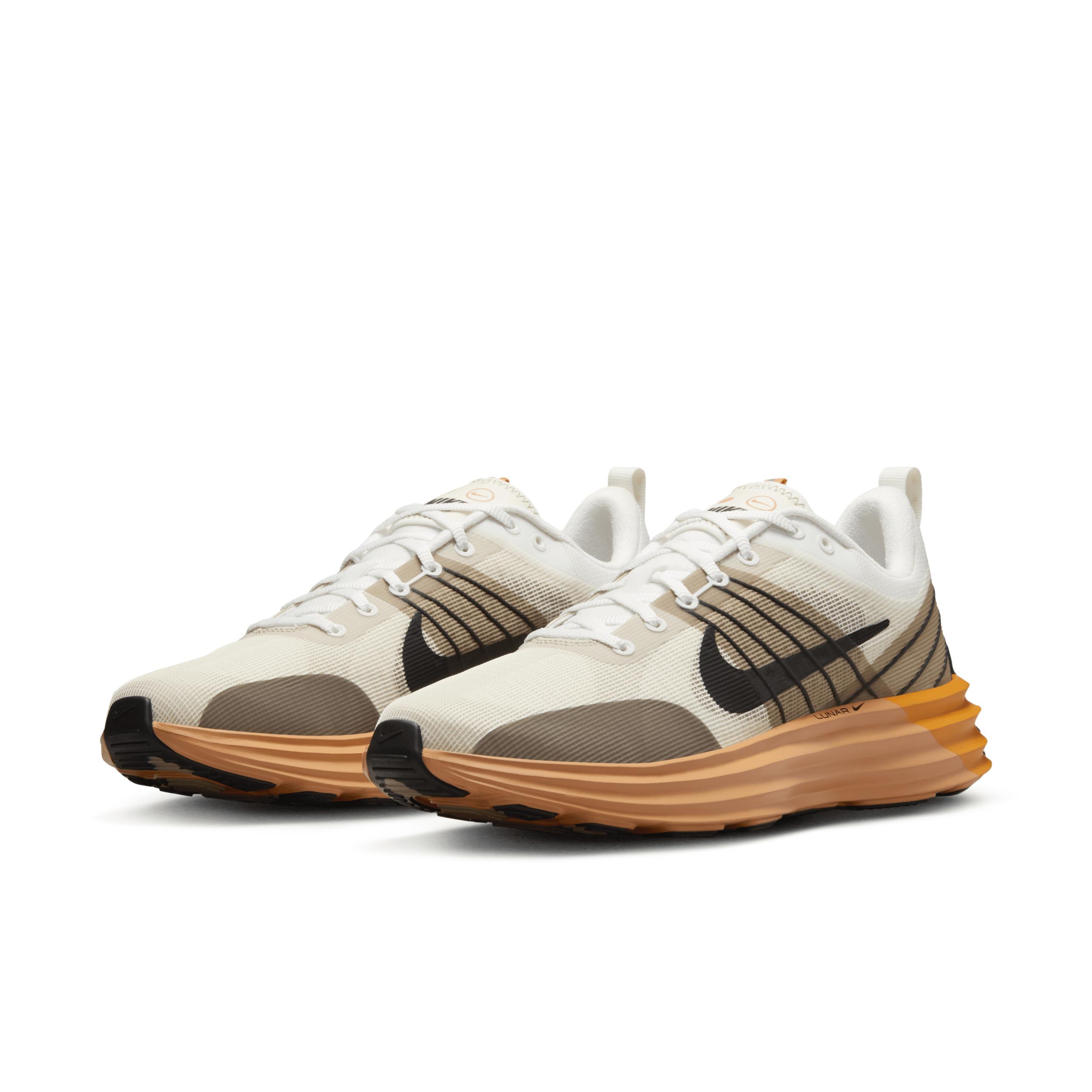 Nike Men's Lunar Roam Shoes Product Image