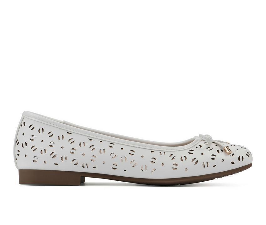 Women's Cliffs by White Mountain Bessa Flats Product Image