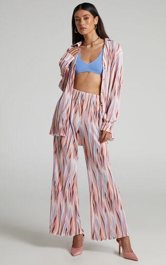 Marfy - Mid Rise Abstract Print Flared Plisse Pant in Multi Product Image