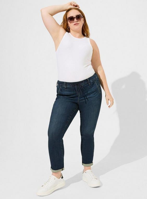 BOYFRIEND Pull-On Weekend Straight Mid Rise Jeans Product Image