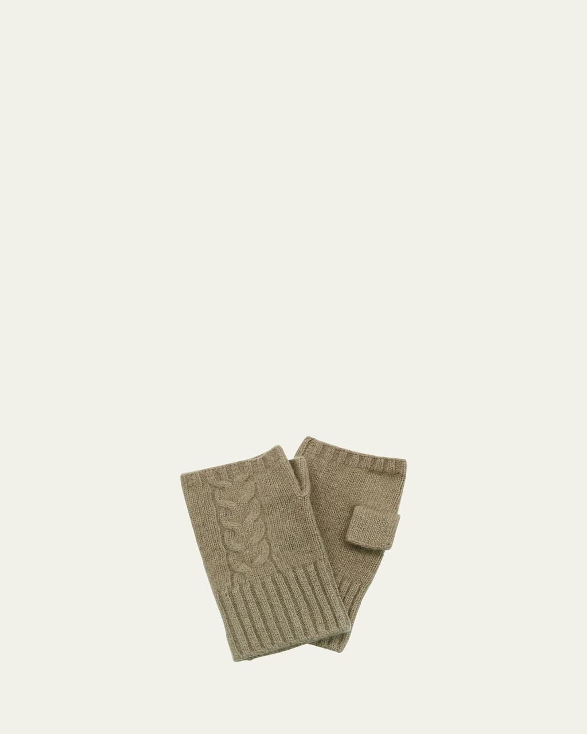 Mens Cable-Knit Fingerless Gloves Product Image