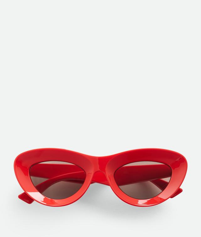 Sharp Cat Eye Sunglasses in Red/grey Product Image