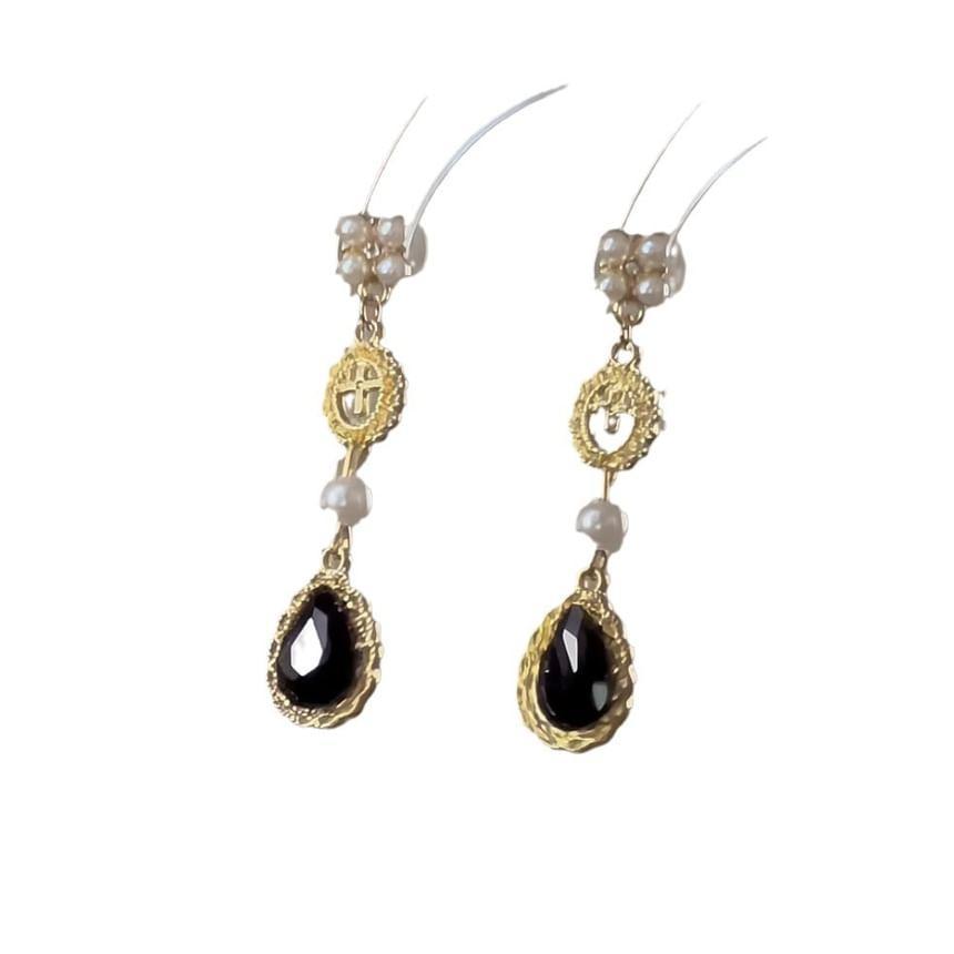 Gemstone Dangle Earring Product Image