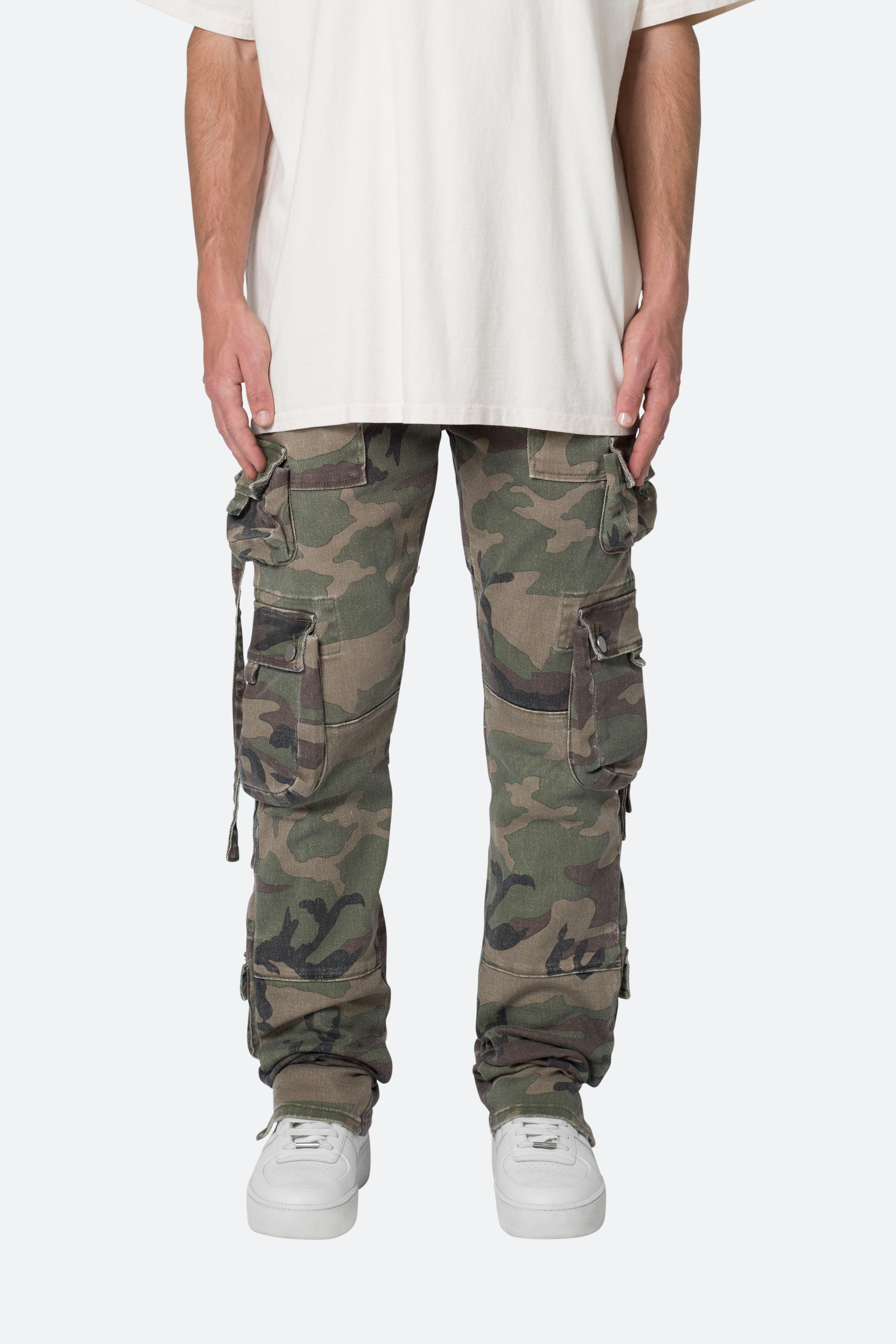 D152 Cargo Pants - Woodland Camo Product Image