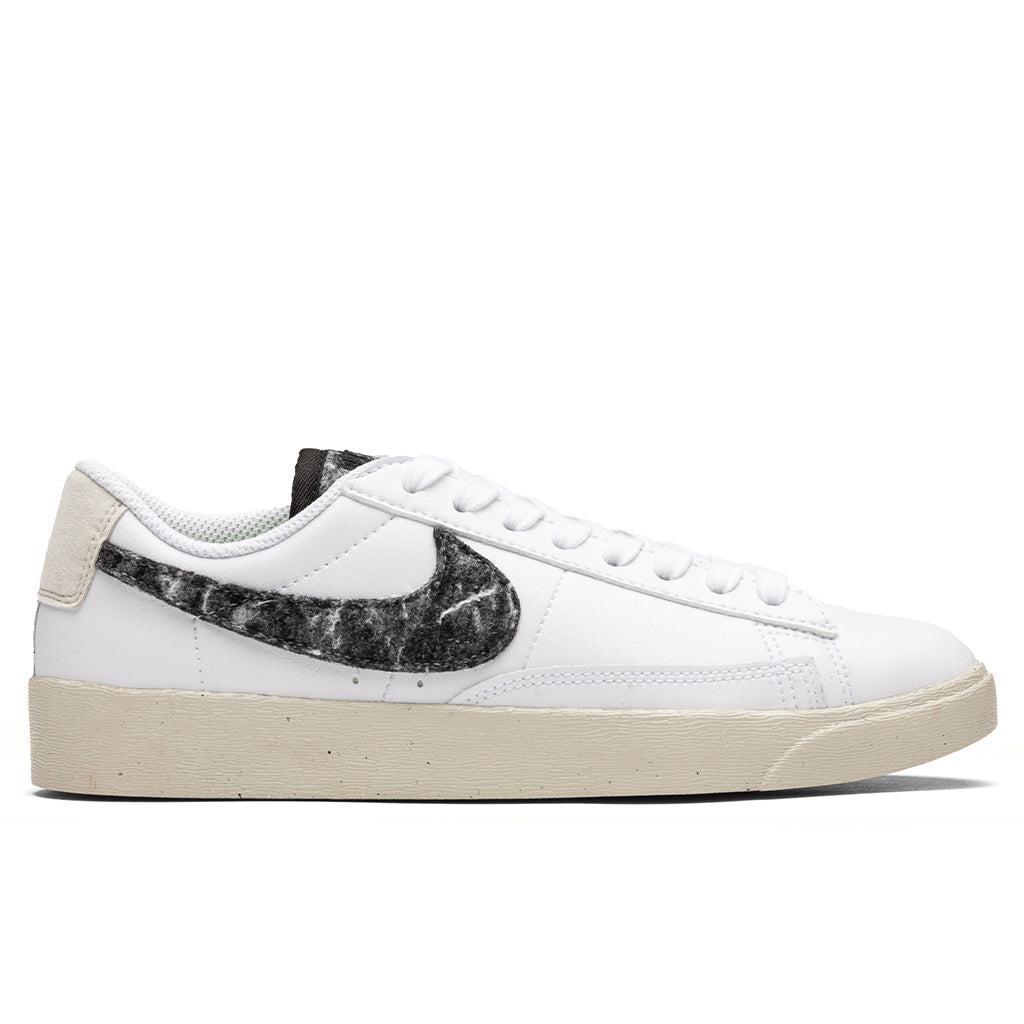 Women's Blazer Low SE - White/Black/Light Bone Female Product Image