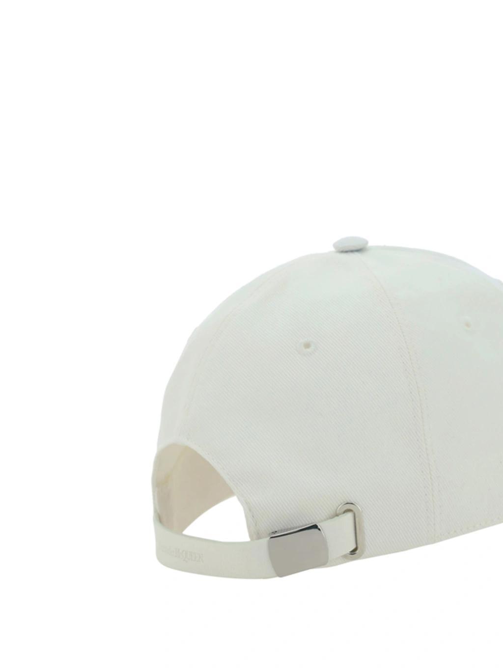 Baseball Hat In White/black Product Image