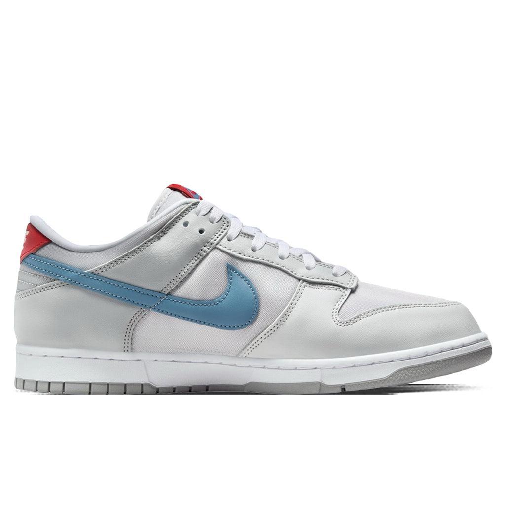 Dunk Low 'Silver Surfer' - Metallic Silver/Aegean Storm Male Product Image