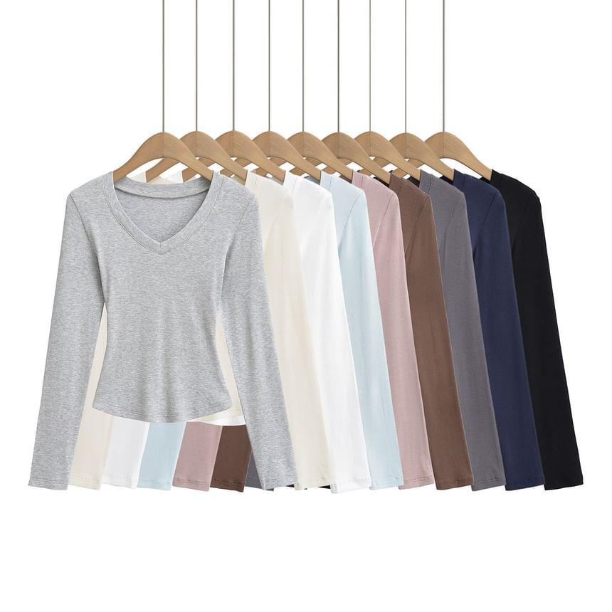 Long-Sleeve V-Neck Plain Crop Top Product Image