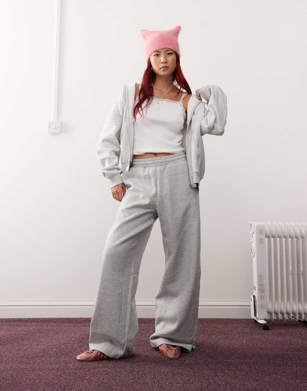 Weekday wide leg sweatpants in heather gray product image