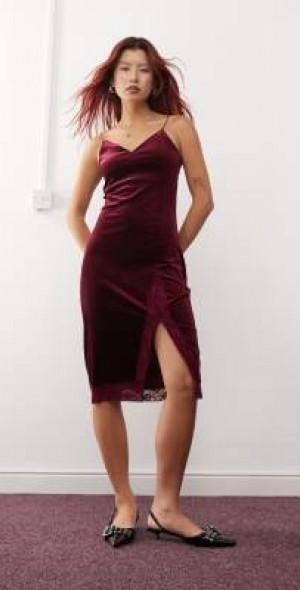 Noisy May velour midi slip dress in burgundy-Red product image