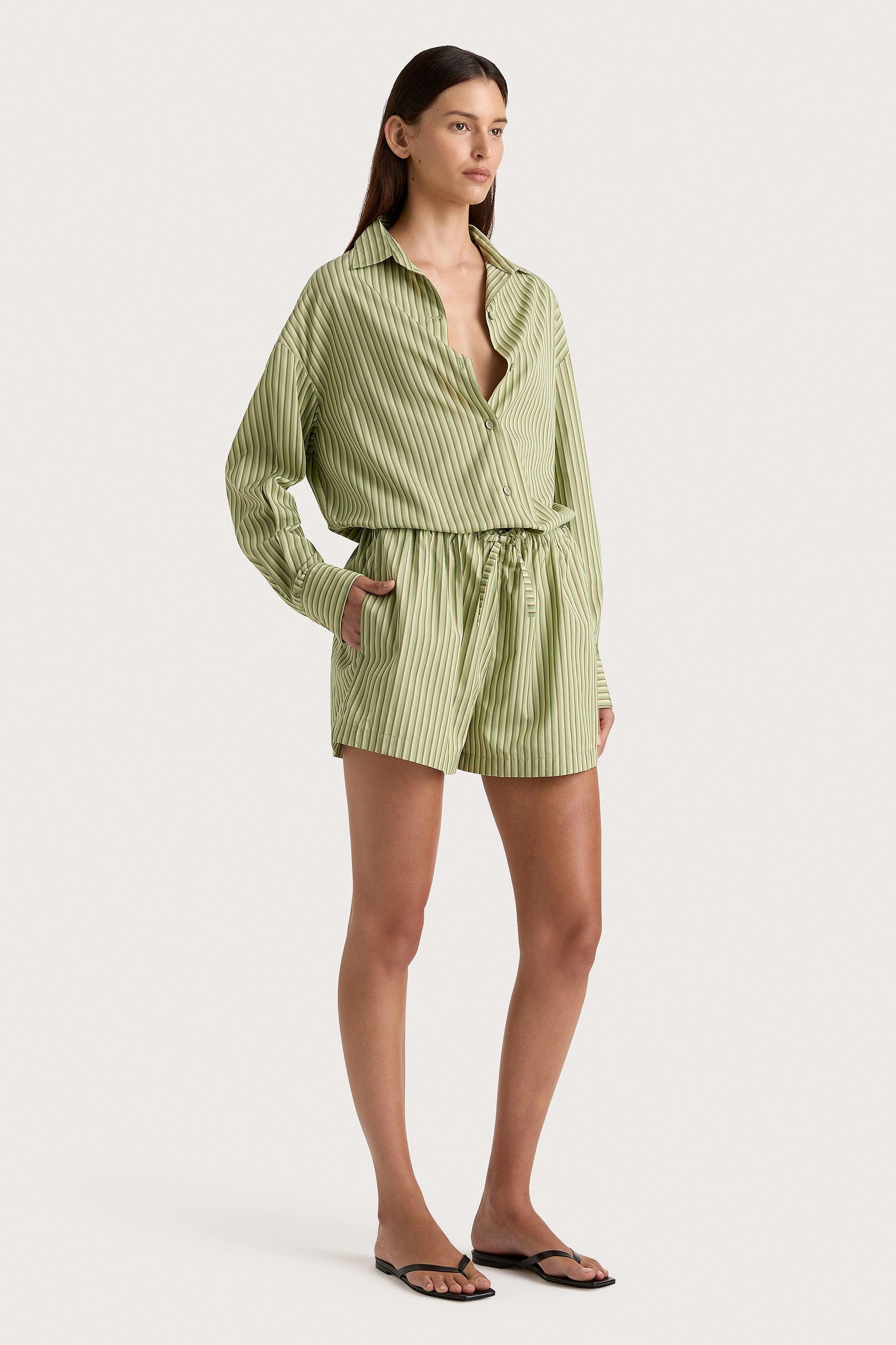 Freja Shorts Green Stripe Product Image