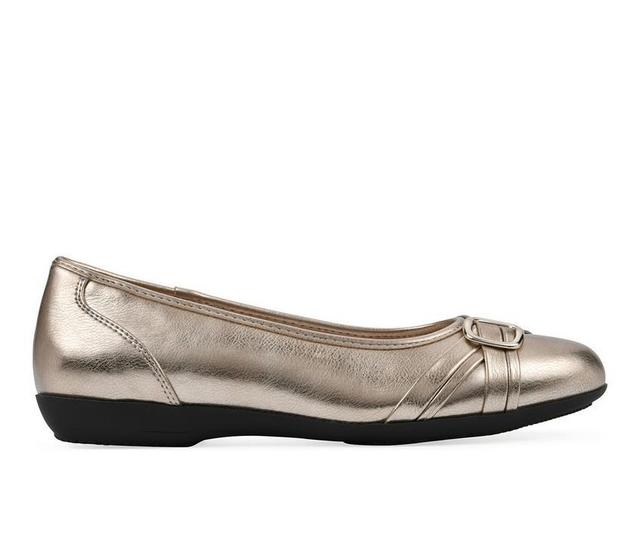 Women's Cliffs by White Mountain Calming Flats Product Image