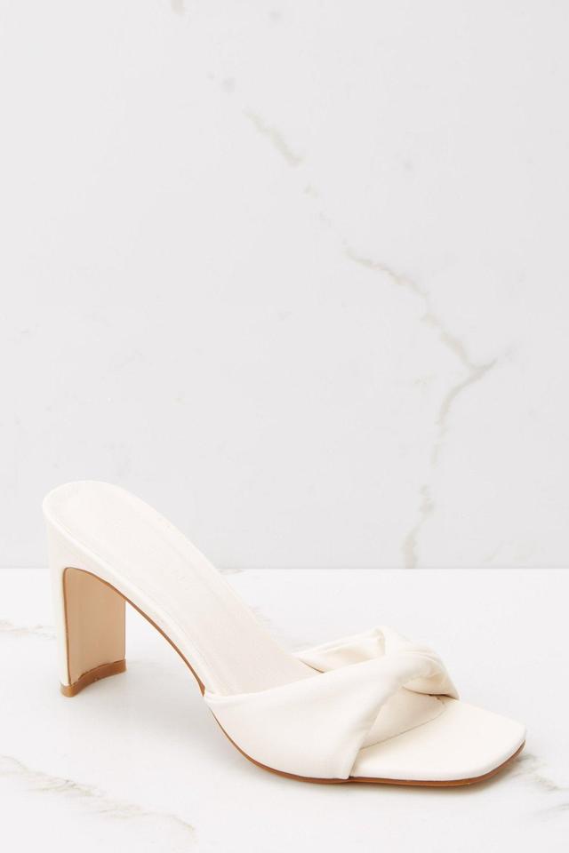 Pine Bone Heels White Product Image