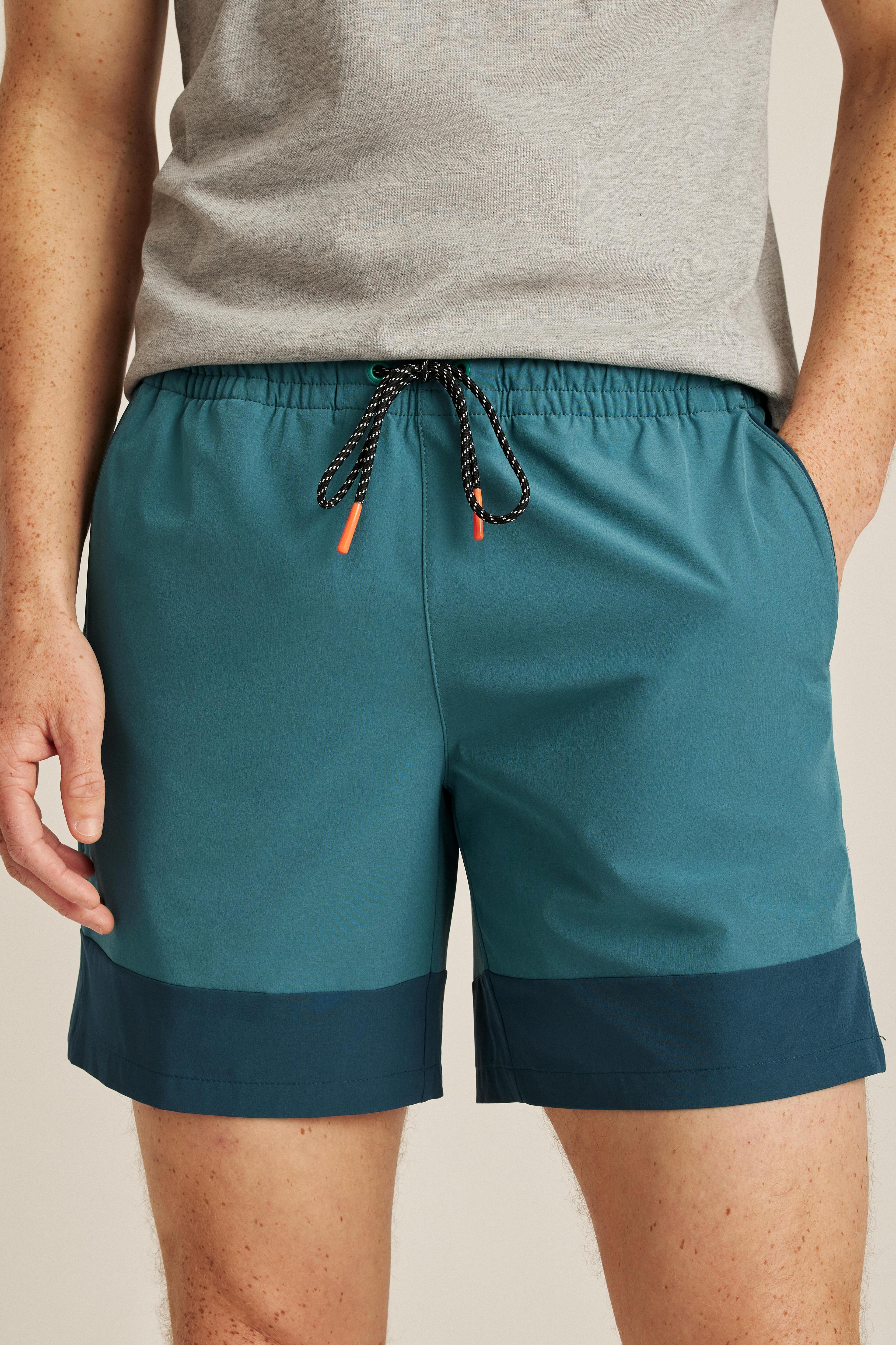 The Rec Short Product Image