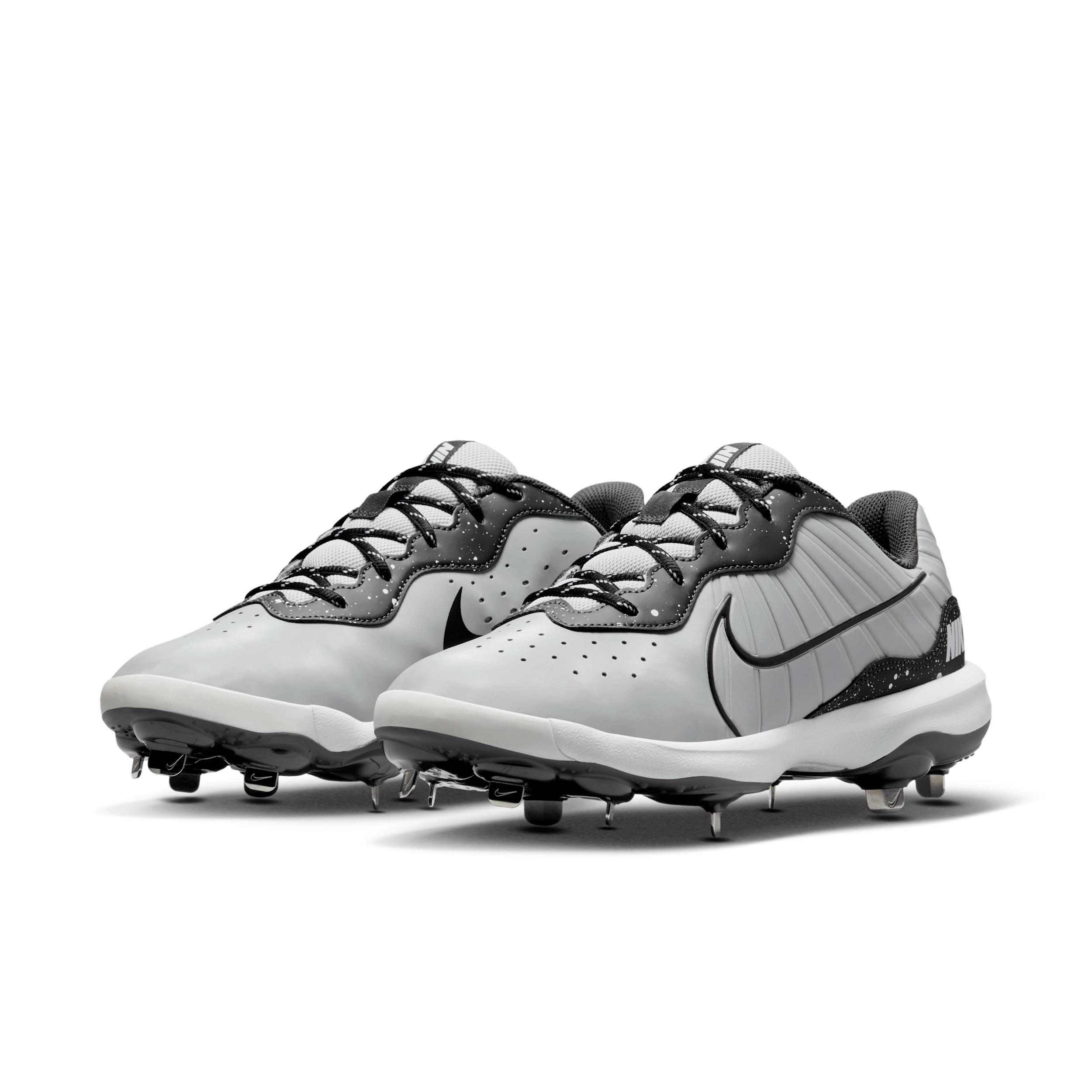 Nike Men's Alpha Huarache Varsity 4 Low Baseball Cleats Product Image